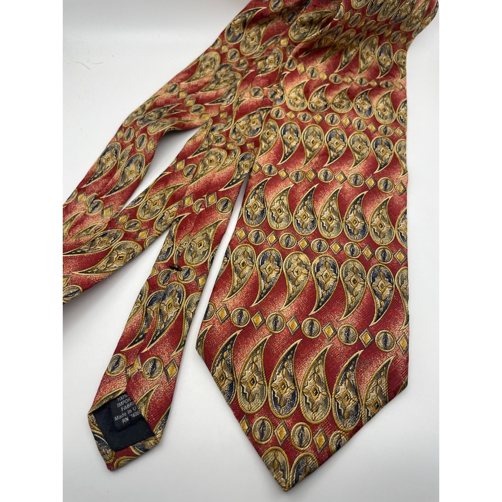 Meeting Street Mens Red Gold Paisley Silk Necktie Made in USA Geometric Classic